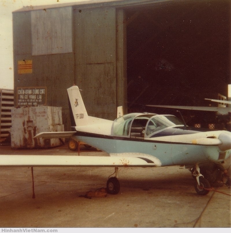 Chiếc máy bay đầu tiên được chế tạo tại Việt Nam, nó được sản xuất ở 3 căn cứ khác nhau và được ráp khâu cuối ở Tân Sơn Nhất.