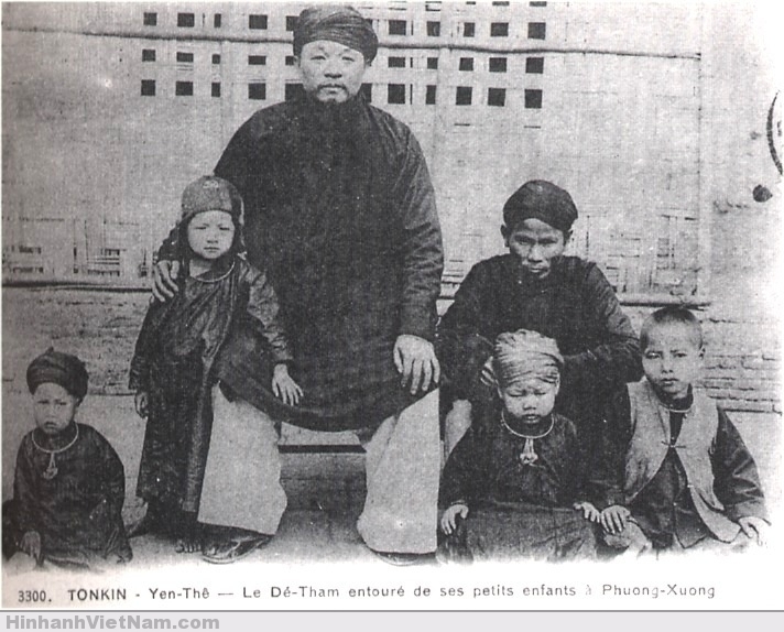Ðề-Thám và mấy người con cháu (giữa 1898 và 1905)