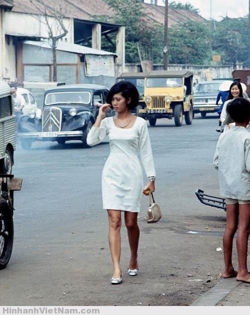 Phụ nữ Sài Gòn xưa với phong cách thời thượng