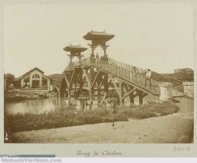 CHOLON 1888 - A bridge in the Chinese district of Saigon - Cầu Bình Tây phía trước chợ Bình Tây đầu tiên trong Cholon