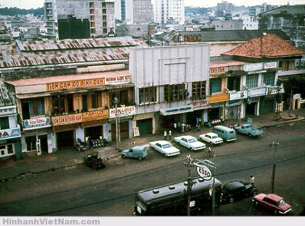 Quang cảnh SG nhìn từ khách sạn Metropole