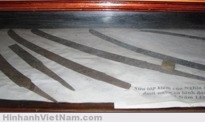 6 lưỡi kiếm của nghĩa quân Lam Sơn đào được ở Tân Kì-Nghệ An.