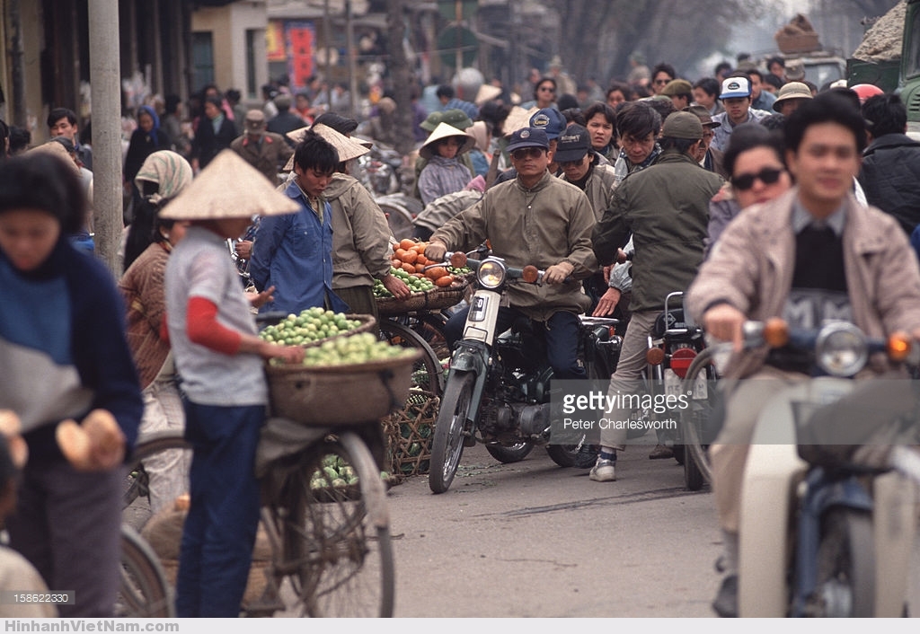 Ảnh cực chất về cuộc sống ở Hà Nội năm 1992