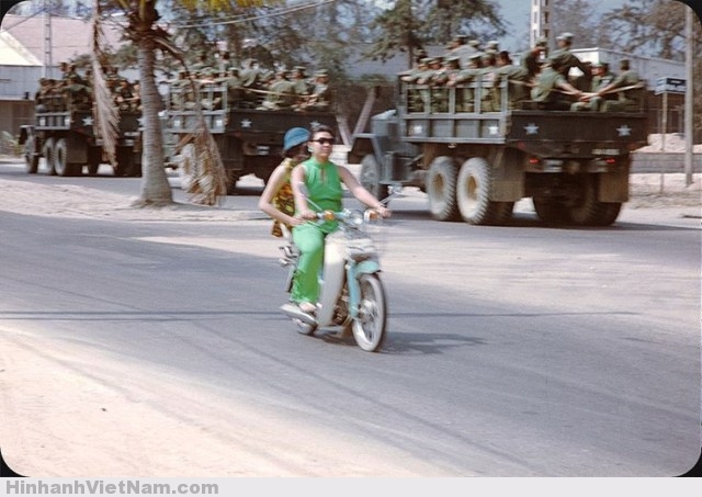 Vài ảnh đời thường về xe máy ở Nha Trang