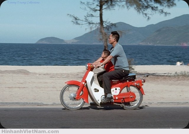 Vài ảnh đời thường về xe máy ở Nha Trang